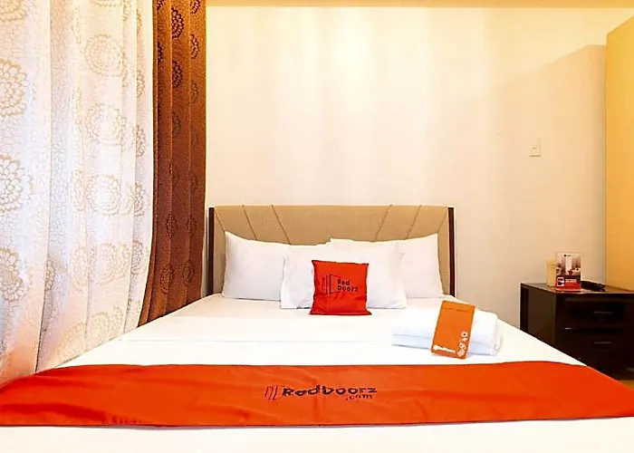 Reddoorz @ Cuarto Staycation *
